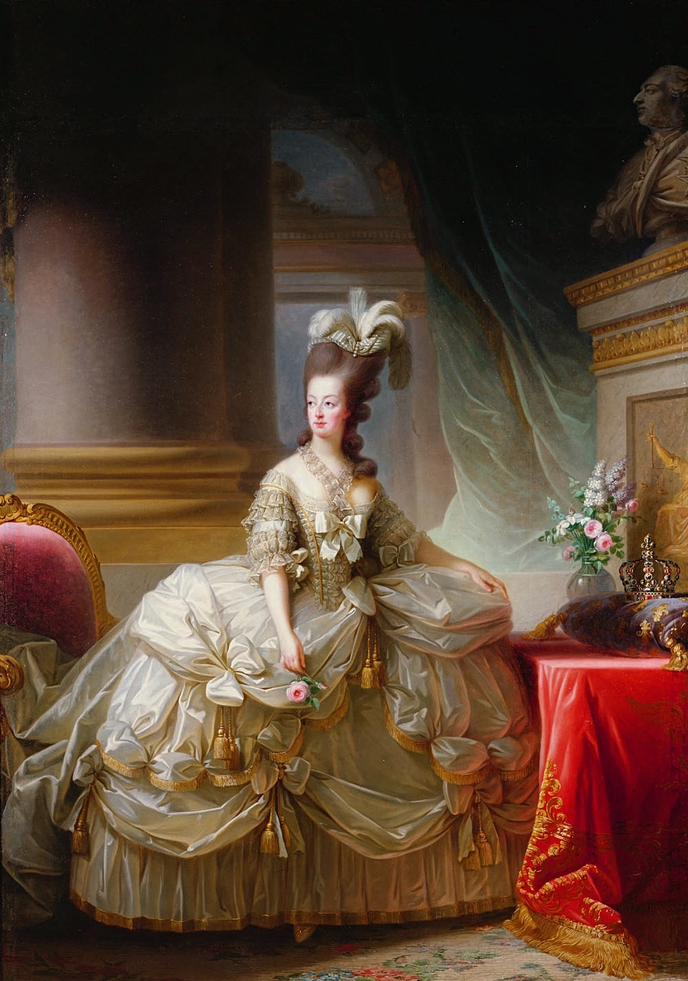 A pair of antique diamond jewellery belongs to Queen Marie Antoinette famous for the quote “Let them eat cake if they don’t have bread” sold for an unexpected price
